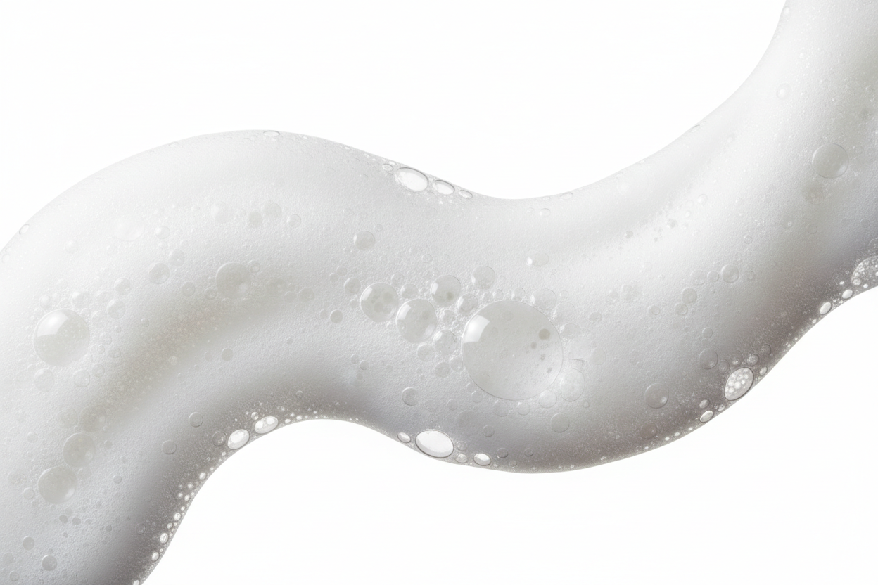 shampoo textura con burbujas fondo blanco